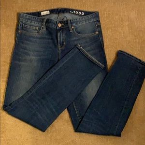 Women’s Gap Jeans in Real Straight